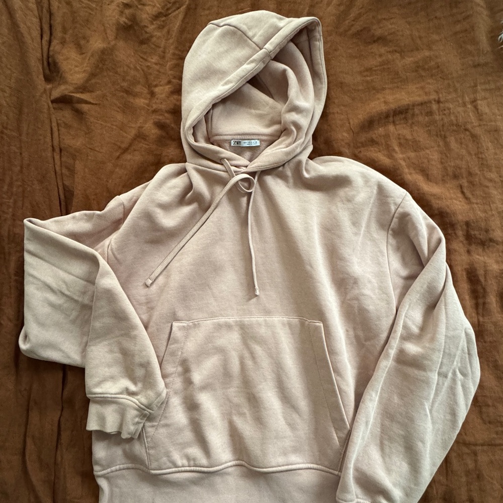 Zara hoodie in dusty rose. Size S (mens)
